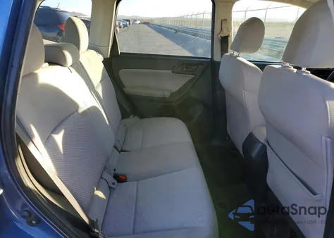 2017 Subaru Forester 2.5I z USA, uszkodzony, nr VIN JF2SJAAC1HH472887